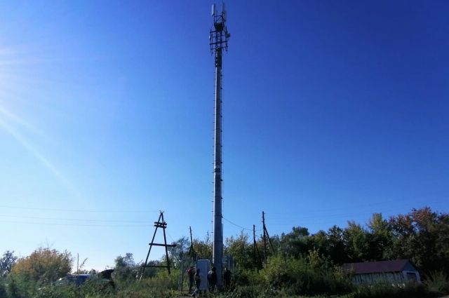 Базовая станция мобильной связи в селе Хабазино.