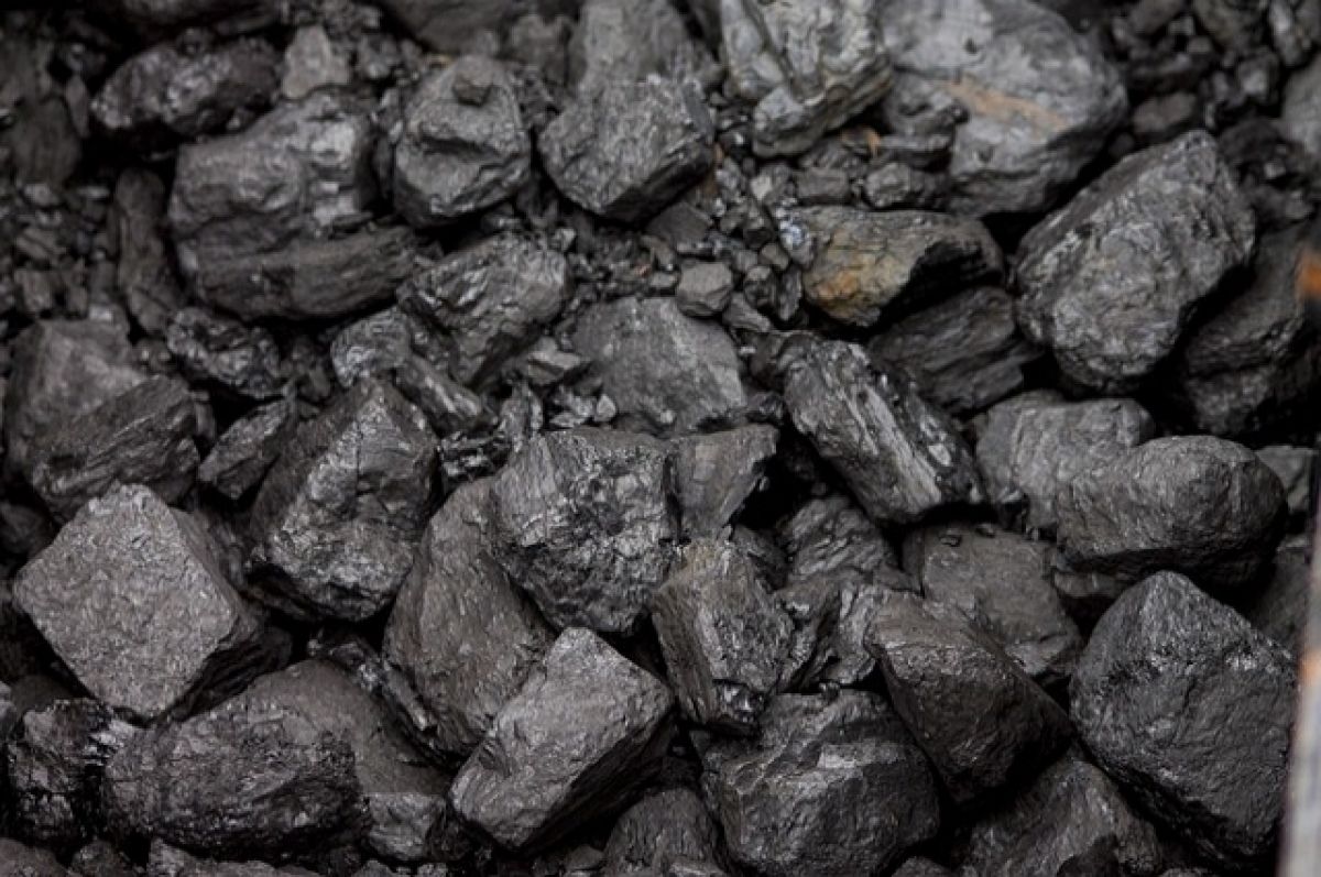 Евросоюз может разрешить перевозки угля из России  СМИ