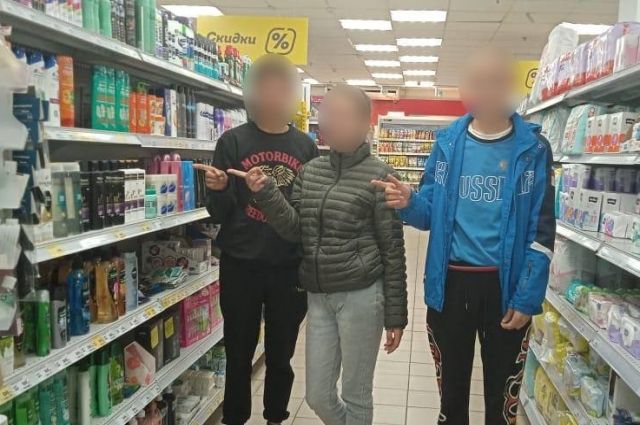 В Оренбурге задержаны молодые люди, промышлявшие кражей в универмагах