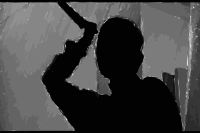 Психопат убил сестру на глазах её ребёнка