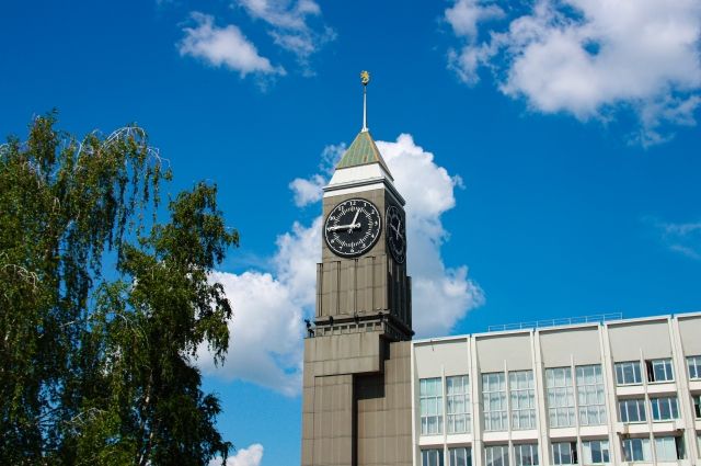 В Красноярске проживает 1 187 771 человек.