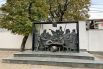 Памятник «Запорожцы пишут письмо турецкому султану», к казакам можно присесть и сделать отличное фото.