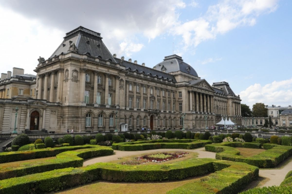 В Брюсселе отключили подсветку королевского дворца для экономии энергии