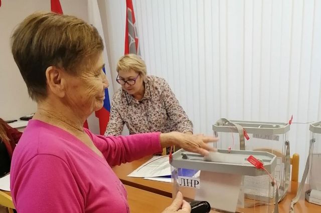 В Оренбуржье идет второй день голосования по референдумам.