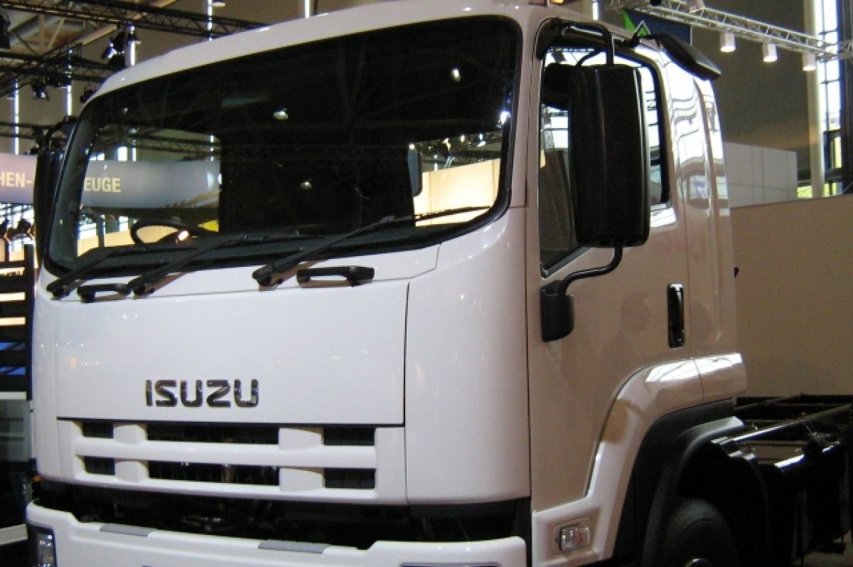 Isuzu изучает возможность прекращения производства грузовиков в РФ  СМИ