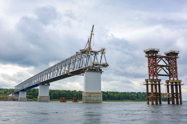 Высокогорский мост начали строить осенью 2020 года. 