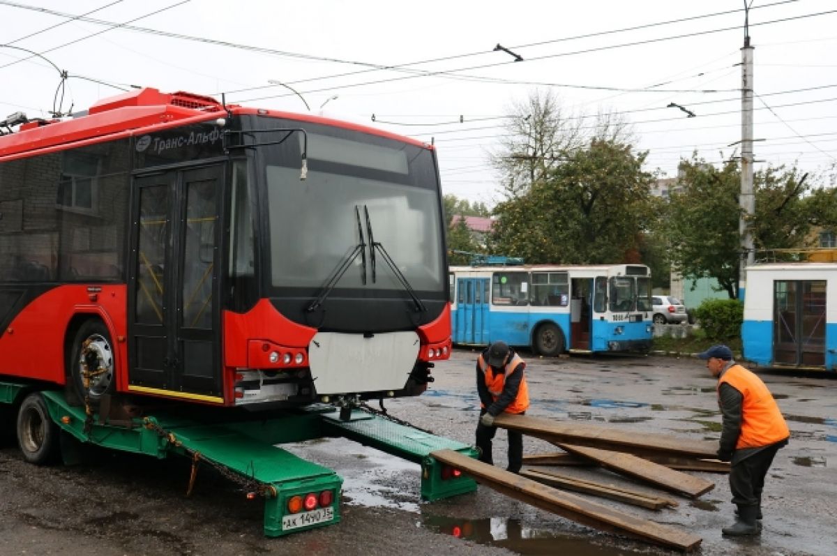 Вологодский завод-должник поставил в Брянск четвертый троллейбус