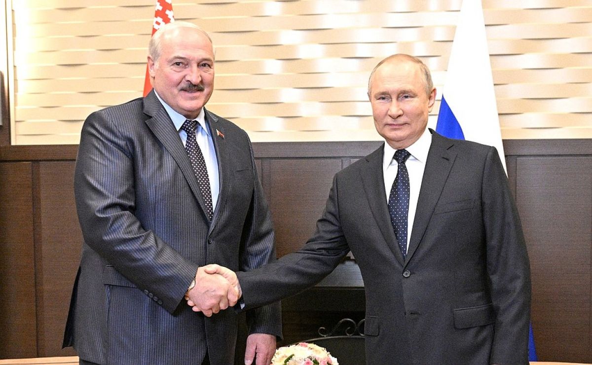 Путин и Лукашенко не обсуждали признание Минском Абхазии - Песков