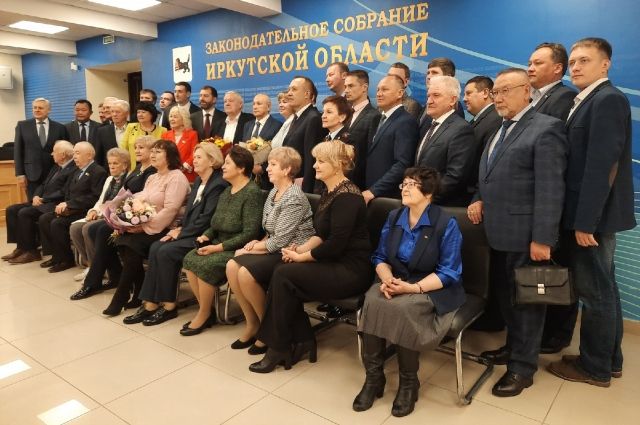 Торжественная церемония вручения Почётного знака имени Юрия Ножикова «Признание» состоялась в Законодательном собрании Иркутской области.
