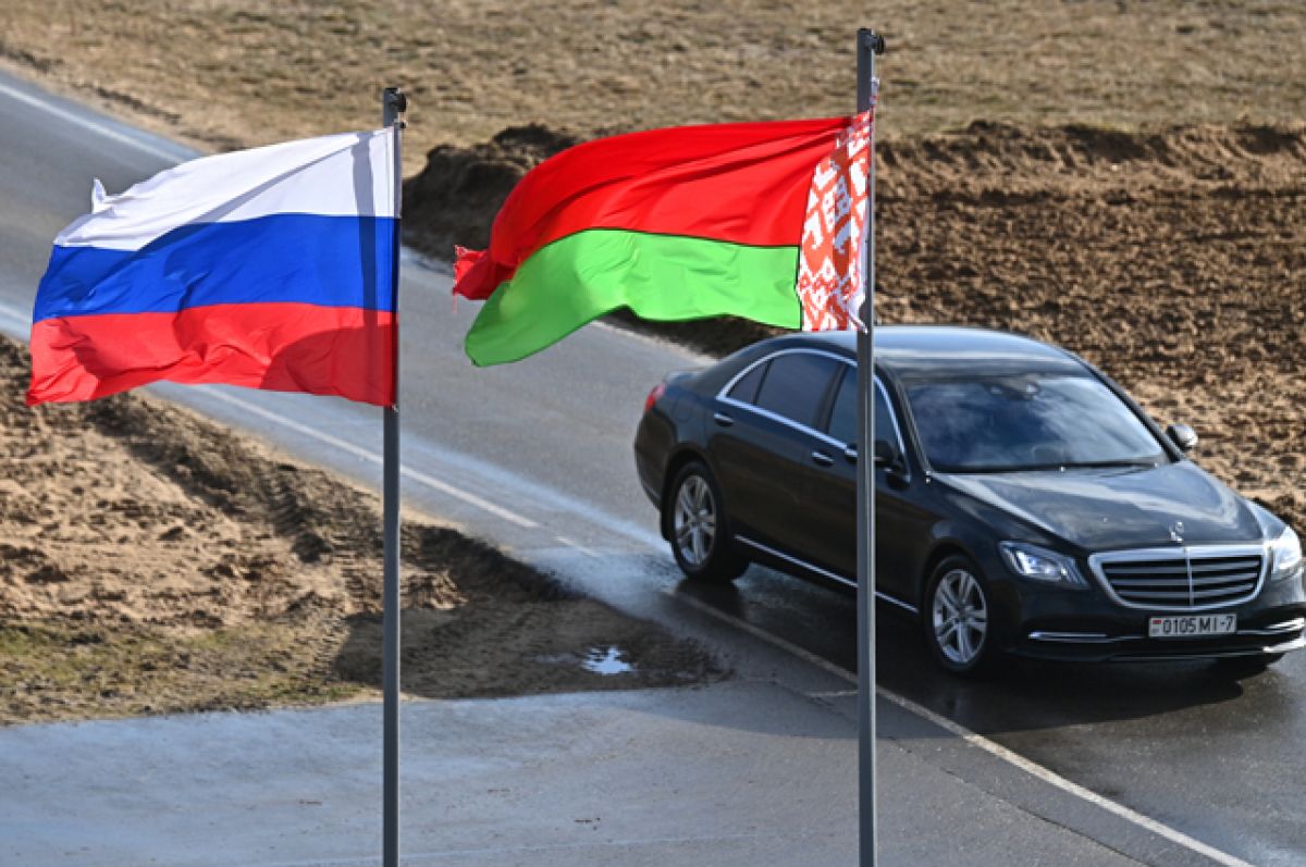 Займом по санкциям. Россия кредитует Белоруссию для импортозамещения
