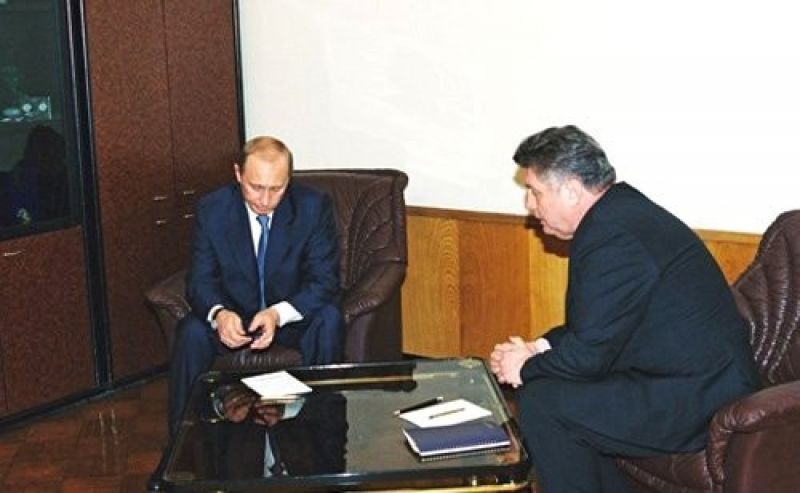 Встреча Владимира Путина с губернатором Астраханской области Анатолием Гужвиным