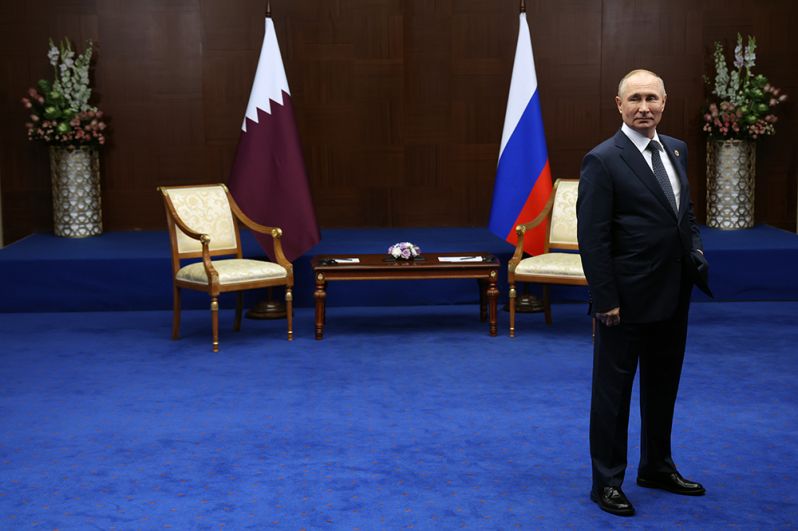 Президент РФ Владимир Путин перед началом переговоров на полях VI саммита СВМДА