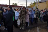В Сорочинске субботним утром проводили 25 мобилизованных мужчин.