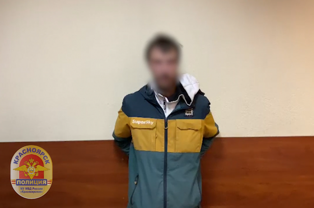 В один день мужчина напал на двоих жительниц краевого центра, чтобы похитить их деньги. 