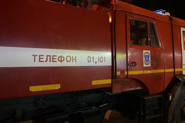 В Оренбурге ликвидировали пожар на Соболевой горе