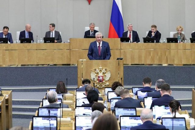 19 октября на пленарном заседании Госдумы в первом чтении был принят законопроект, предлагающий снять ограничения в заключение соглашений о муниципально-частном партнёрстве в отношении объектов в сфере ИТ. 