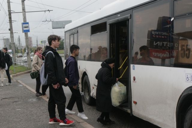 Жители и гости Казани предпочитают автобусы другим видам общественного транспорта. 