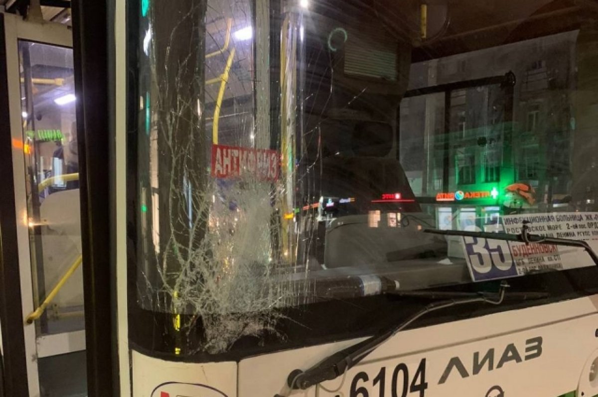 Автобус сбил пешехода в Ростове у Центрального рынка