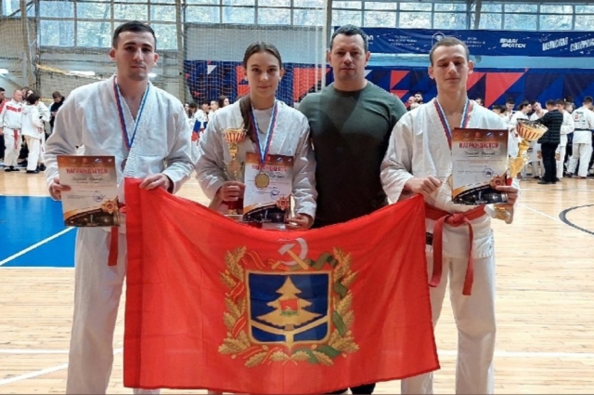 Брянские спортсмены вернулись из Тулы с медалями
