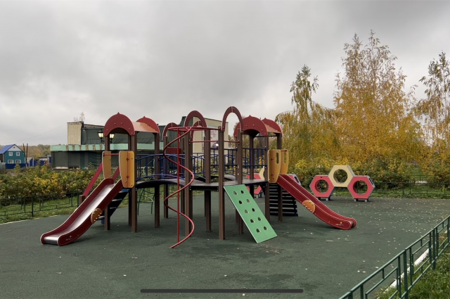 Новая детская площадка в Козловке.