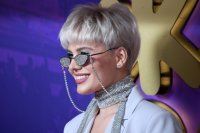 Дочь Валерии, актриса и певица Шена Шульгина (SHENA).