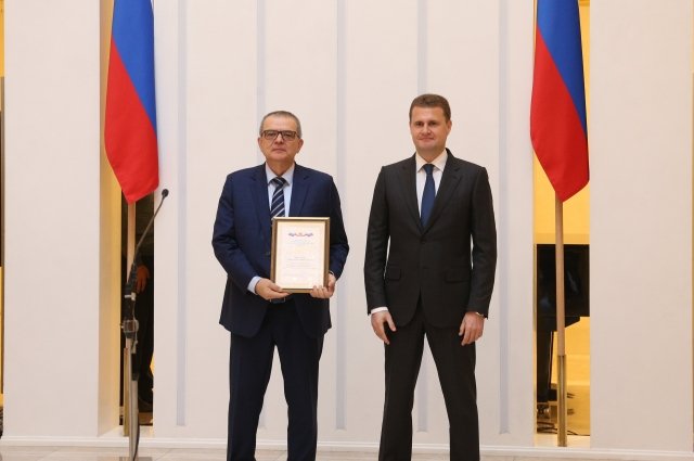 Благодарность в адрес компании принял вице-президент по федеральным и региональным программам «Норникеля» Андрей Грачев.