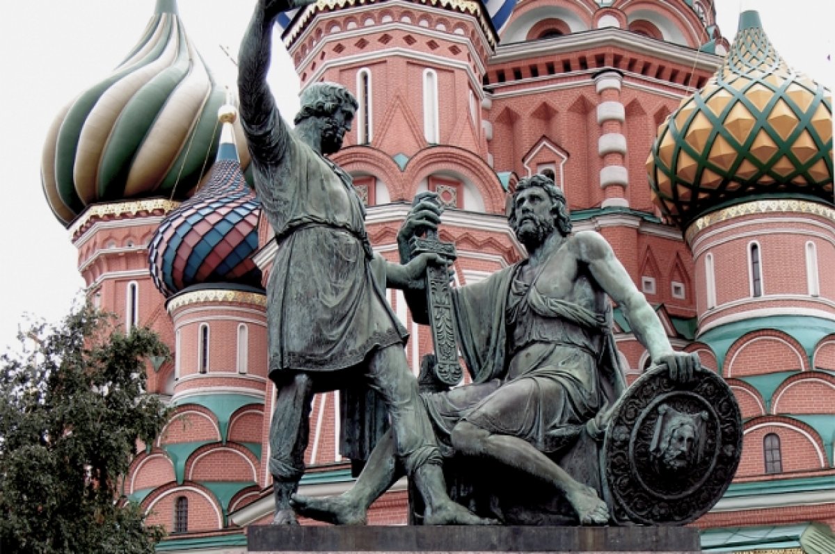 В Москве завершилась реставрация памятника Минину и Пожарскому