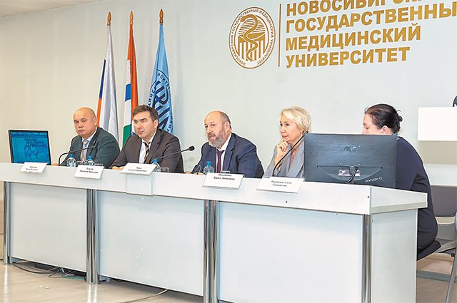 Лидеры в борьбе со СПИДом обсудили в Новосибирске свои победы и проблемы.