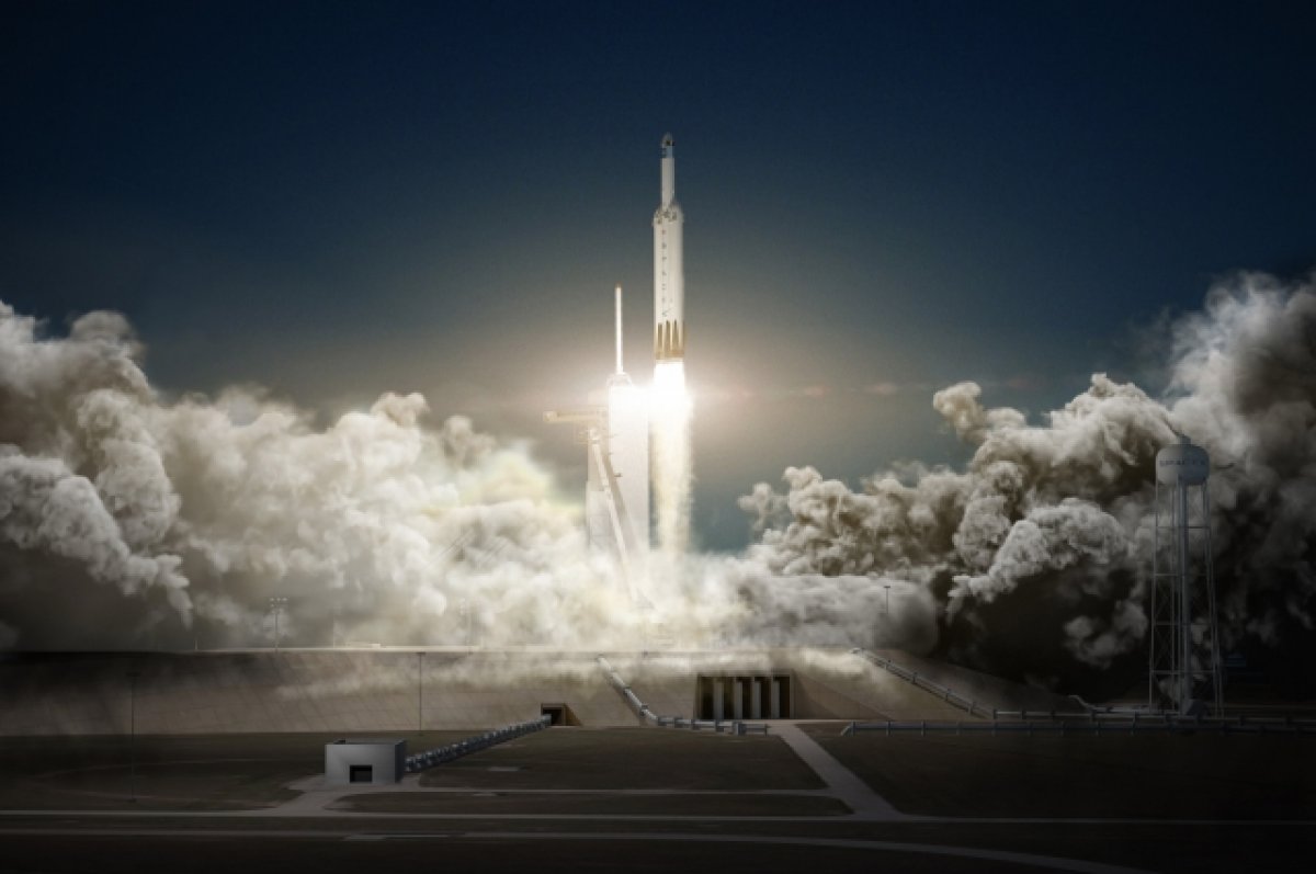 Компания Маска запустила сверхтяжелую ракету с секретным военным спутником