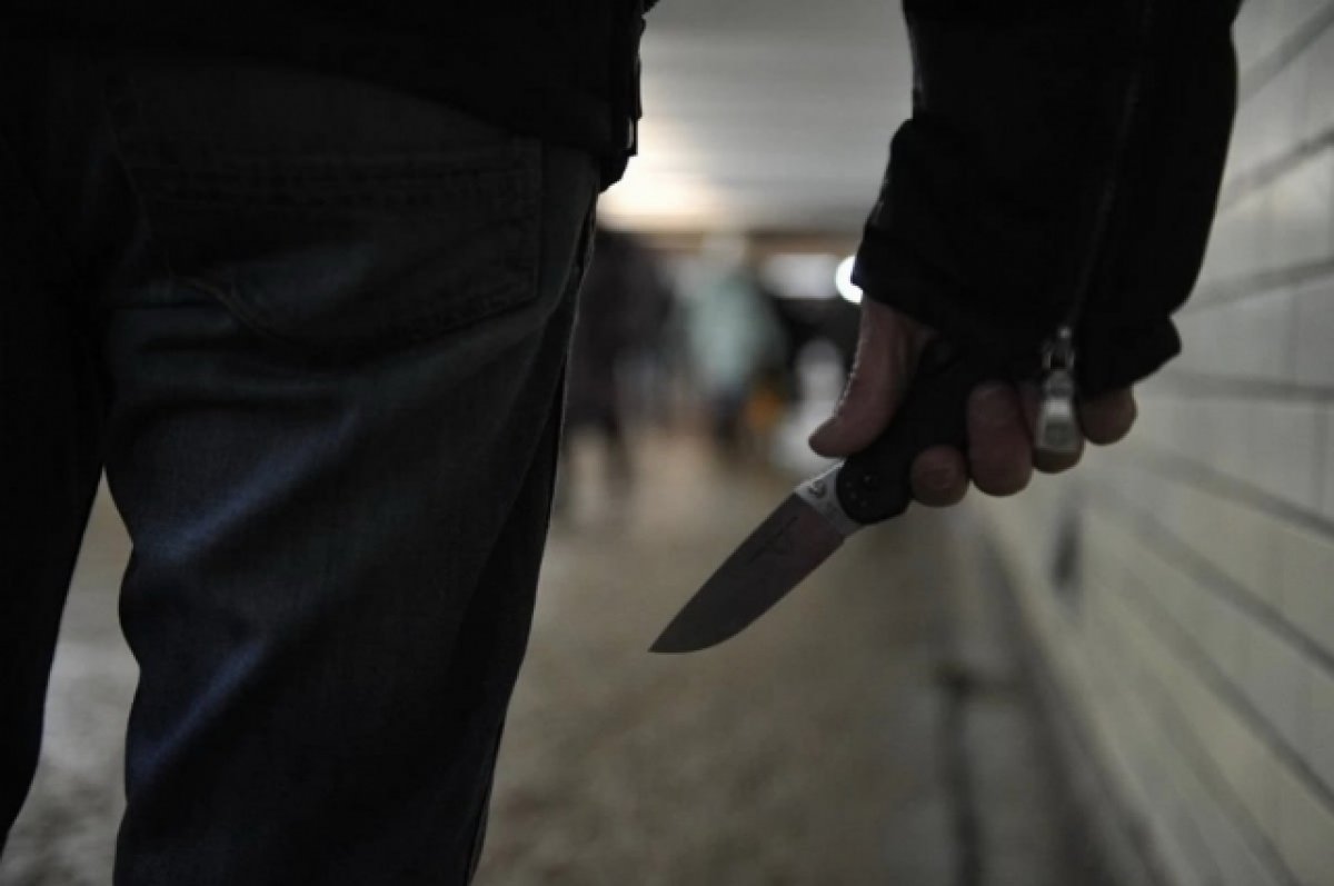 Мужчина с ножом напал на школу в Рыбинске