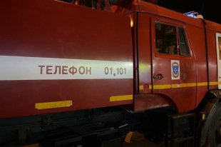 В Набережных Челнах пожарные тушили хостел.