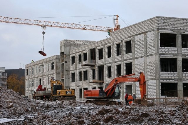 Уже в декабре строители начнут отделку здания.