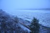 За несколько морозных дней река Ижма покрылась льдом.