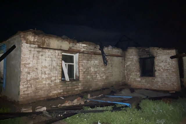 Оренбуржец после ссоры спалил дотла дом матери своей сожительницы.