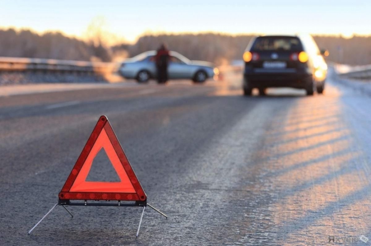 В Чечне 15-летний водитель Mercedes скончался после ДТП с КАМАЗом | АиФ  Ставрополь