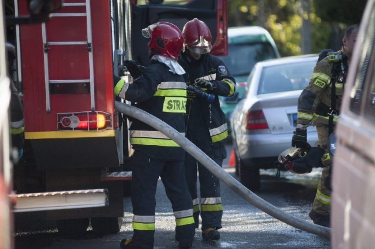 Около 100 домов были эвакуированы из-за пожара на химзаводе в США