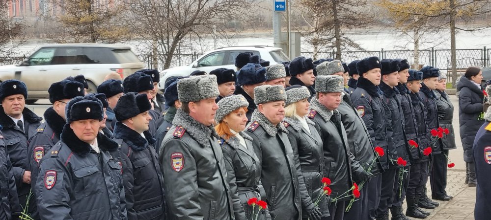 Второй оперативный полк полиции