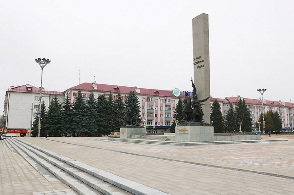 Подрядчик завершил первый этап капремонта площади Партизан в Брянске
