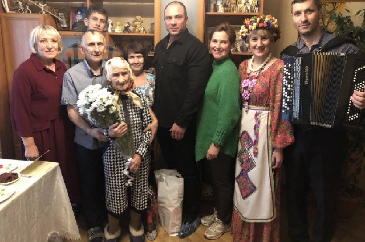 Жительнице Брянска Ольге Емельяновне Рыбкиной исполнилось 100 лет