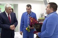 Госпиталь посетил глава МВД России Владимир Колокольцев.