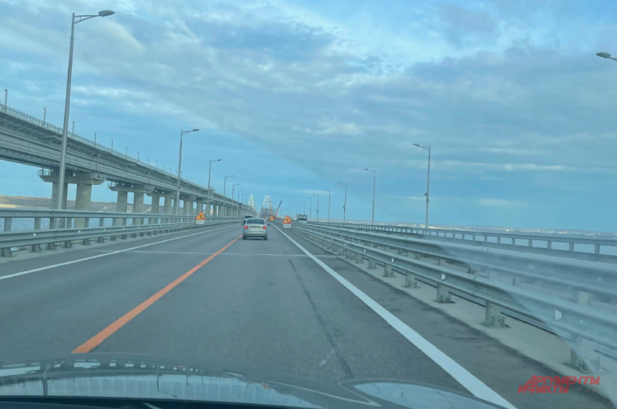 Движение автомобилей по Крымскому мосту 12 ноября будет приостановлено