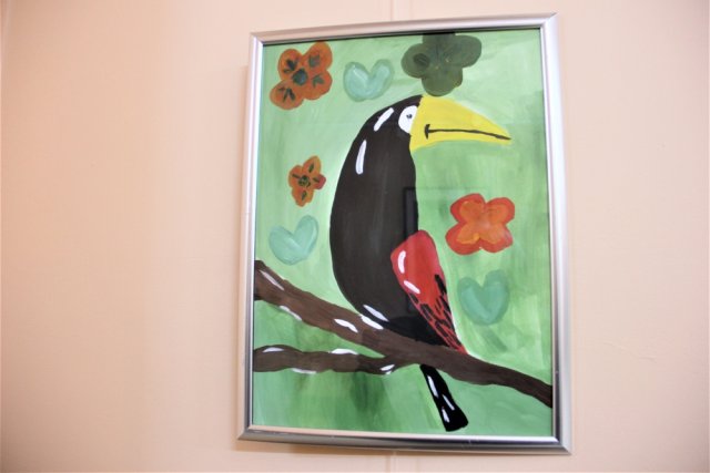 На выставке в больнице представлены более 30 картин.
