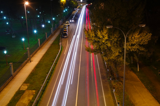 В ЯНАО продолжают проводить освещение на дорогах. 
