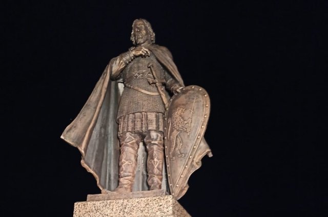 В Абдулино появился памятник Александру Невскому