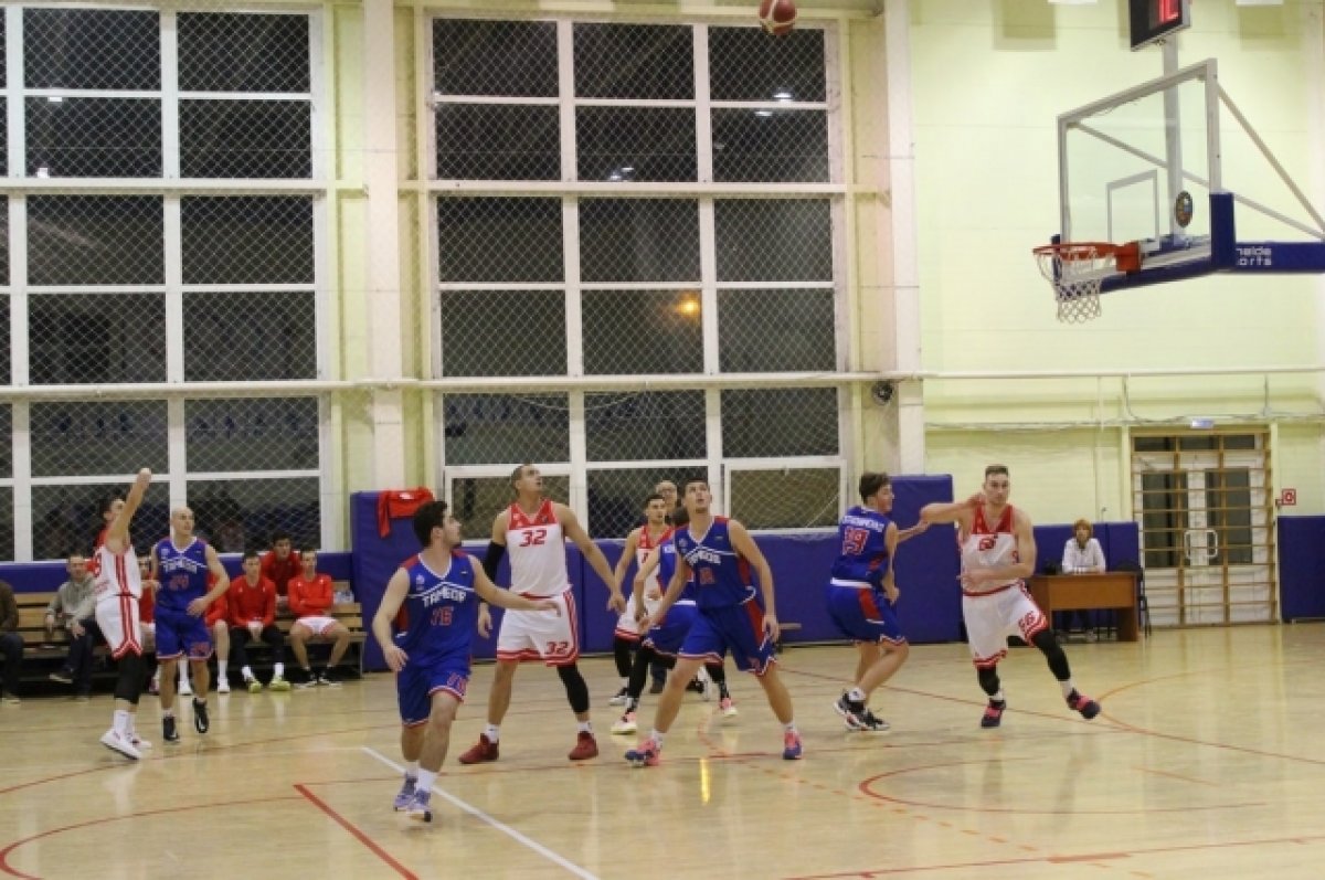 Брянские баскетболисты в двух матчах переиграли «Тамбов-2»
