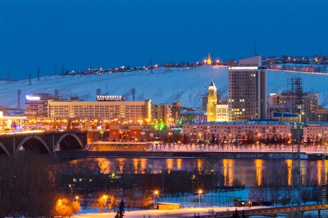Блогер Василий Баранов сравнил два сибирский города.