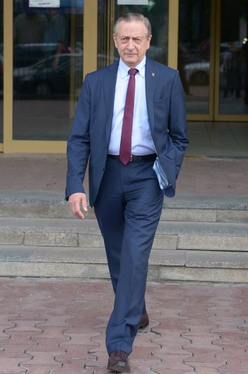 2013 г. президент Федерации фигурного катания Александр Горшков у здания Олимпийского комитета России.