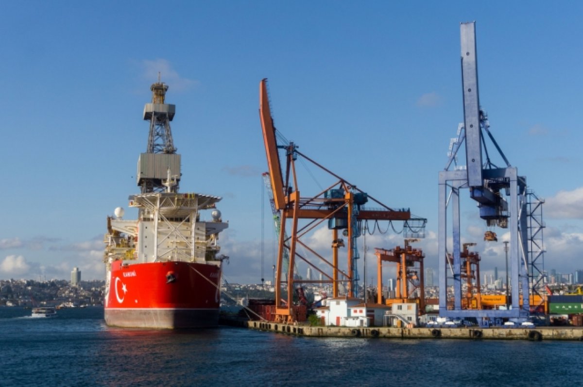 Восточное коварство. Турция закрывает экспорт нефти из РФ по Черному морю