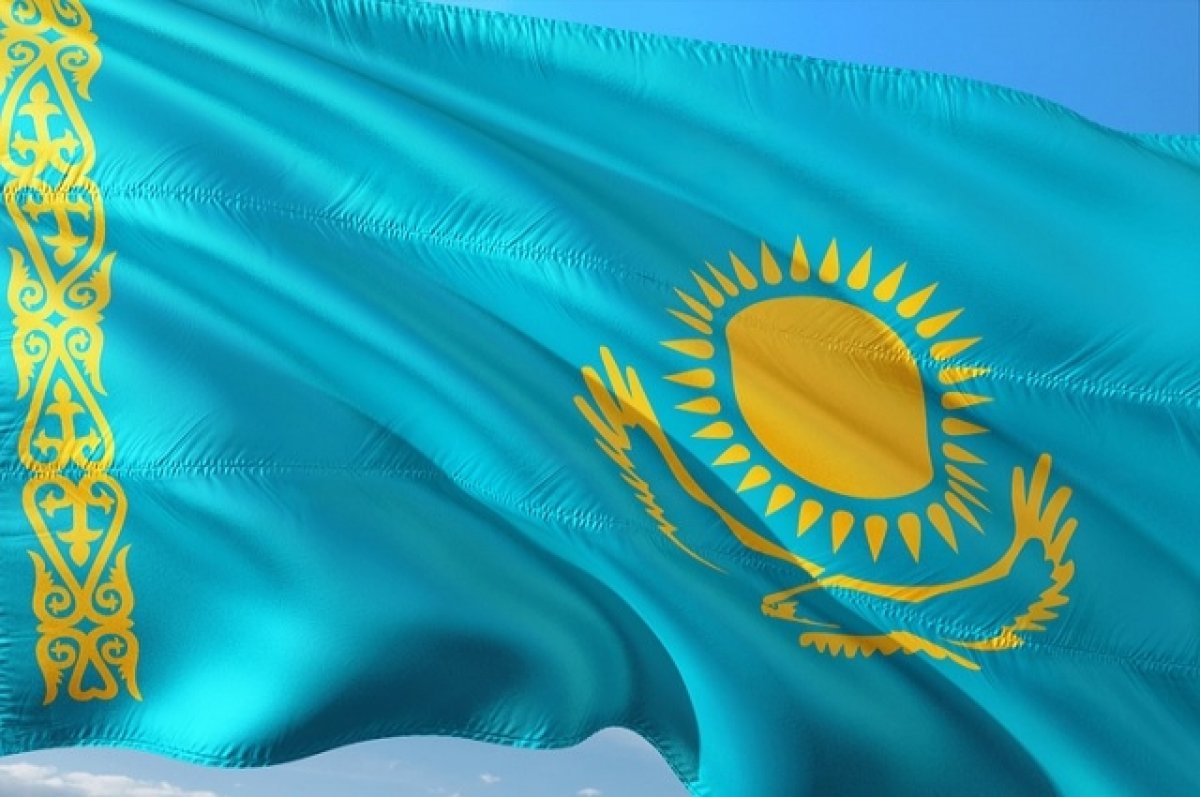 В Казахстане началось голосование на внеочередных выборах президента