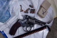 У жителя Козульского района изъяли два образца огнестрельного оружия и более 300 патронов.